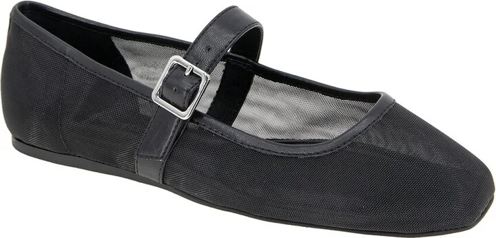 BCBGeneration Harpin Flat