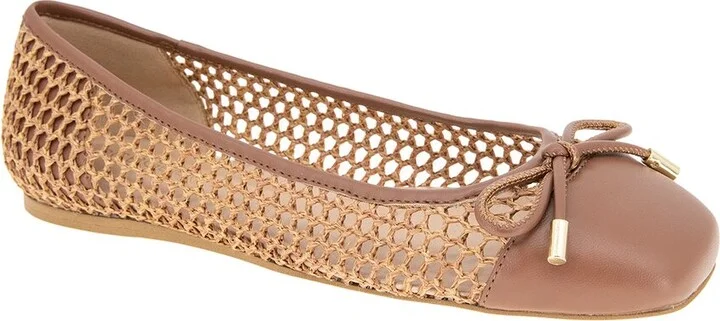 BCBGeneration Hartly Flat