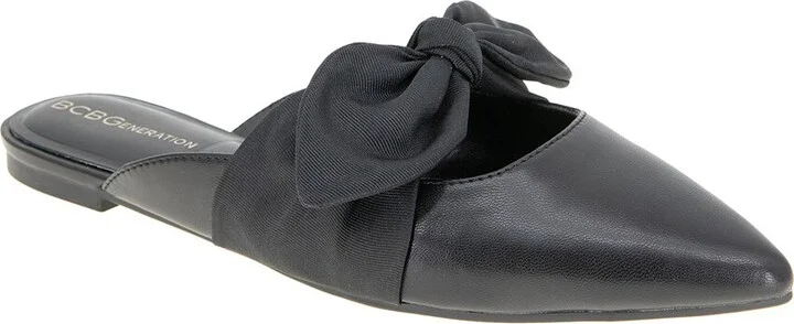 BCBGeneration Kandy Flat