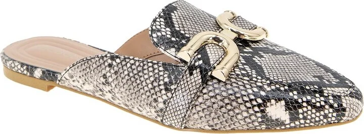 BCBGeneration Tara Flat
