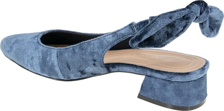 Bcbgeneration Torna Velvet Pump - Image 2