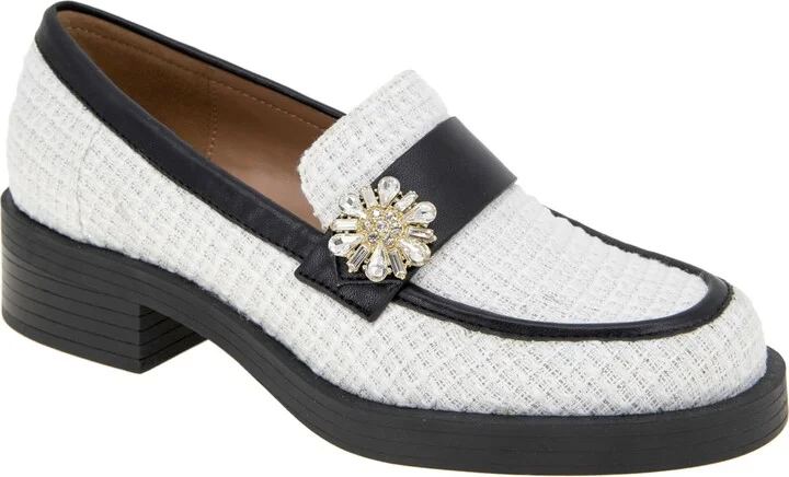 Ivory Boucle/Black