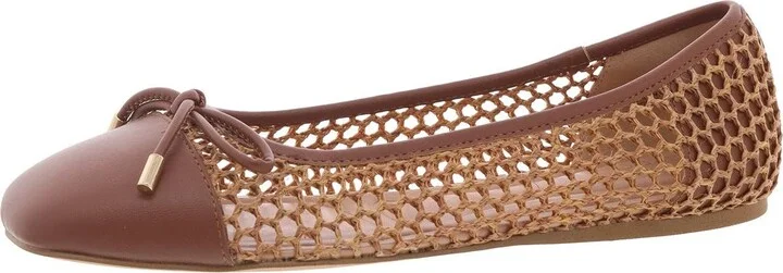 BCBGeneration Women's HARTLY Ballet Flat