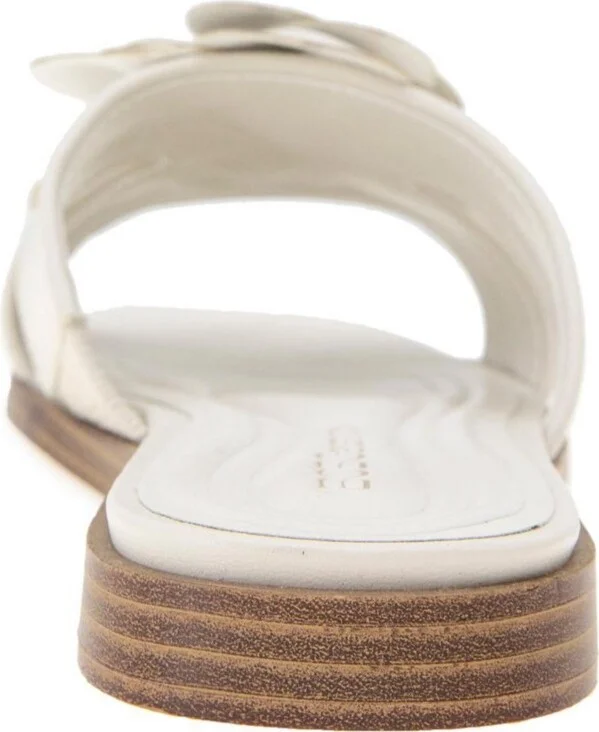 BCBGeneration Women's Mazey Flower Slide Flat Sandals - Image 3