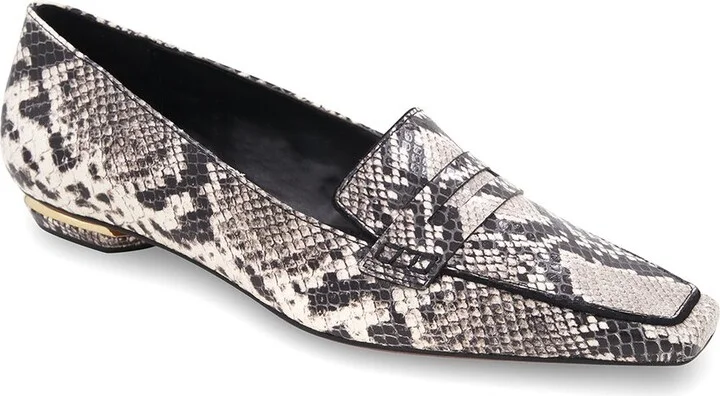 BCBGMAXAZRIA Paray Leather Loafer