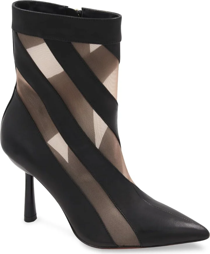 BCBGMAXAZRIA Women's RELDO Ankle Boot