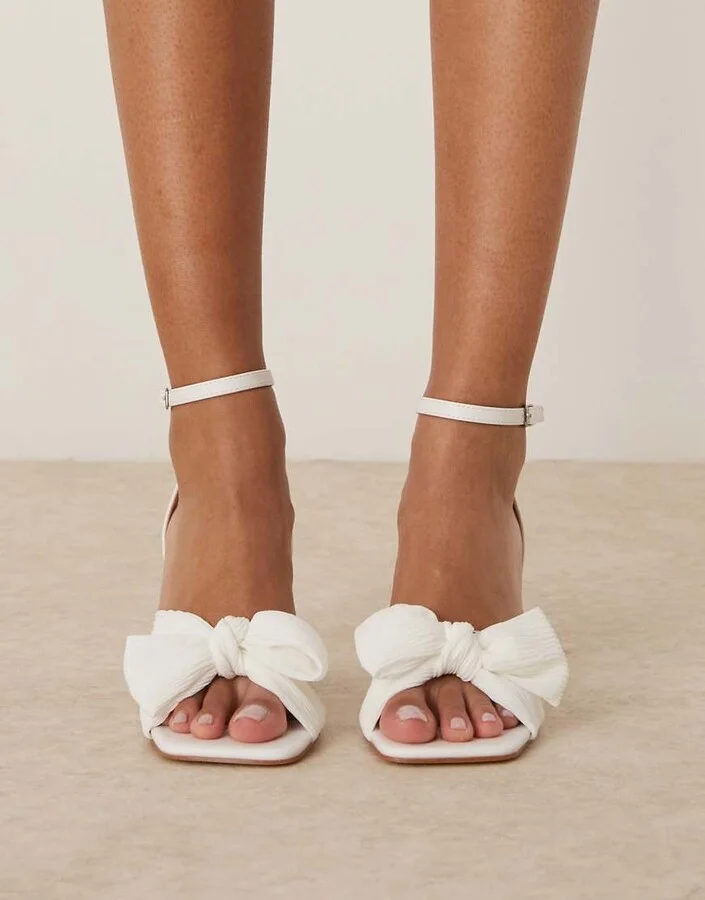 Be Mine Bridal Belle mid heel sandals with bow in white - Image 4
