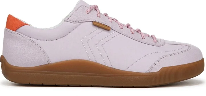 Be True Low Top Sneaker - Image 5