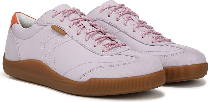 Be True Low Top Sneaker - Image 9