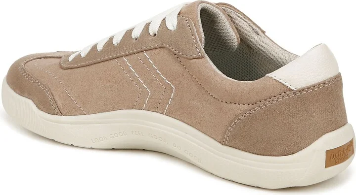 Be True Sneaker - Image 11