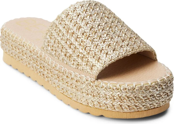 BEACH by Matisse Women's Del Mar Gold/Medium / 9