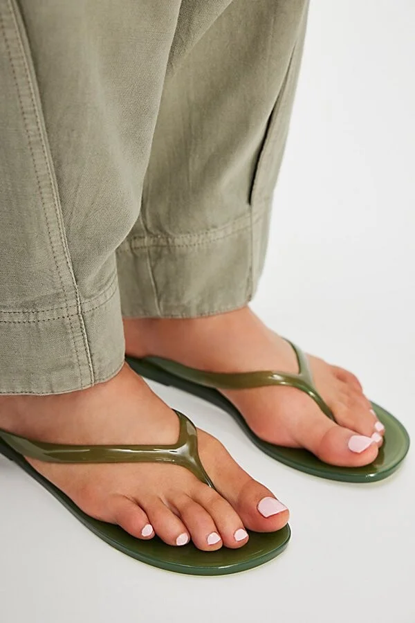 Beach Day Jelly Sandals - Image 2