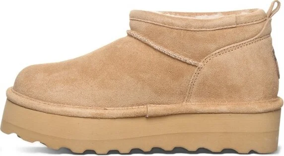 Bearpaw Women's RETRO SUPER SHORTY Boots | Iced Coffee | Size - Image 2