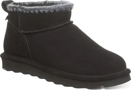 Bearpaw Women's SHORTY CROCHET Boots | Black II | Size