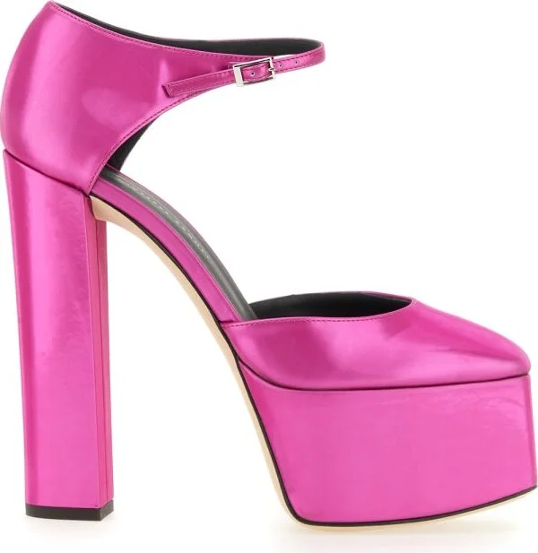Bebe Sandal.