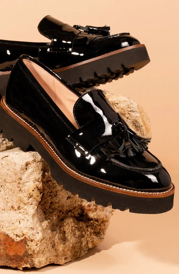 Beckham Tassel Lug Loafer - Image 11