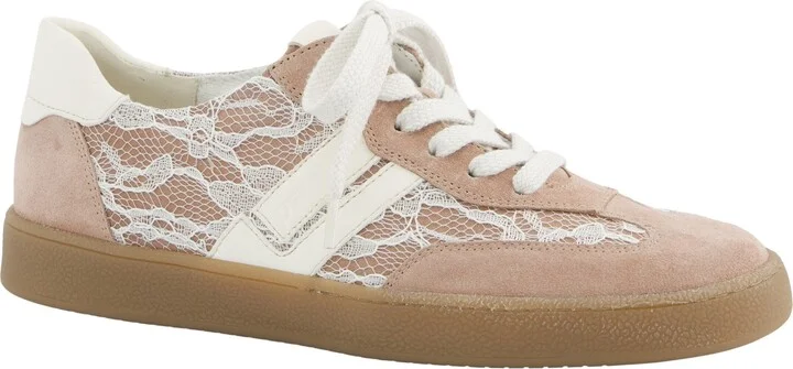 Becki Sneaker