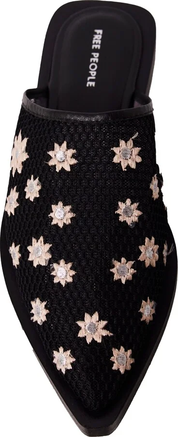 Becky Daisy Pointed Toe Mule - Image 6