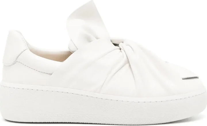 Bee leather sneakers
