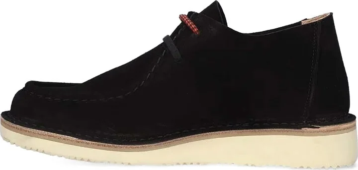 Beenflex suede desert boots