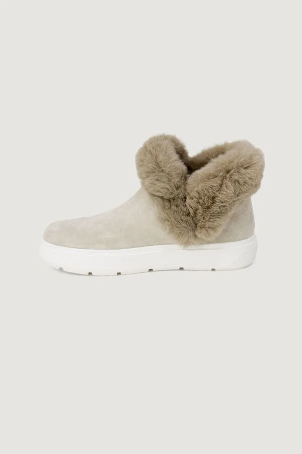 Beige Leather Women's Sneaker - Image 4