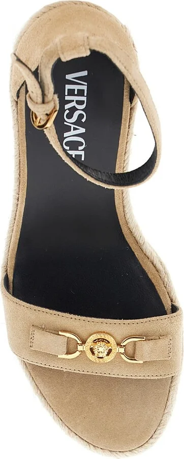 Beige Wedges With Adjustable Buckle Closure And Medusa Plaque On The Front In Leather Woman - Image 3