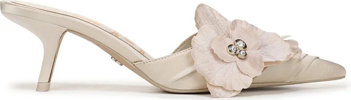Bella Pointed Toe Kitten Heel Pump - Image 3