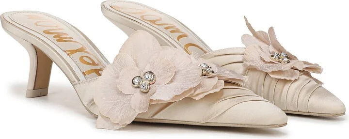 Bella Pointed Toe Kitten Heel Pump - Image 9