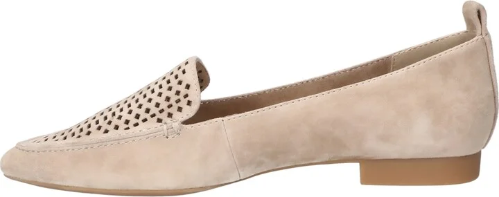 Bella Vita Women's Alessi Perf Pointed Toe Flats - Image 10