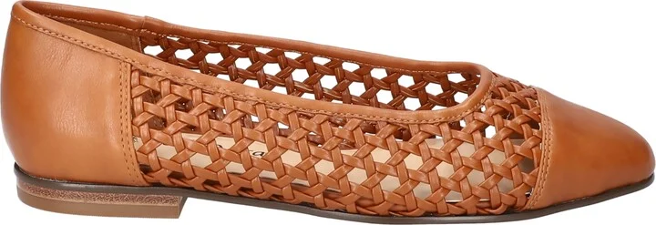 Bella Vita Women's Beloved Square Toe Flats - Image 7