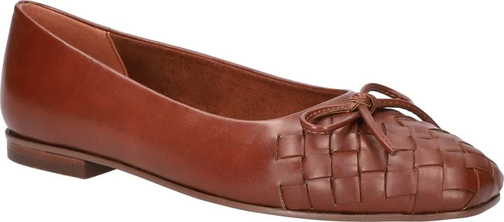 Bella Vita Women's Francie Square Toe Flats