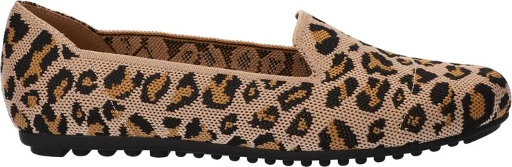 Bella Vita Women's Hathaway Flats - Image 2