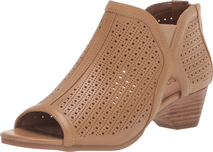 Bella Vita Women's Remy Wedge Sandal