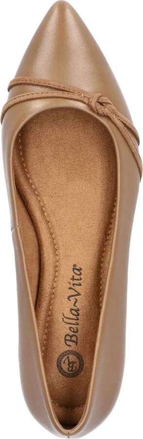 Bella Vita Women's Rhea Pointed Toe Flats - Image 9