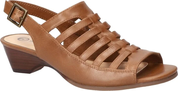 Bella Vita Women's Yakira Wedge Sandal