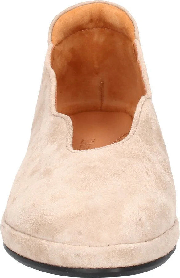 Bellara Round Toe Pump - Image 4