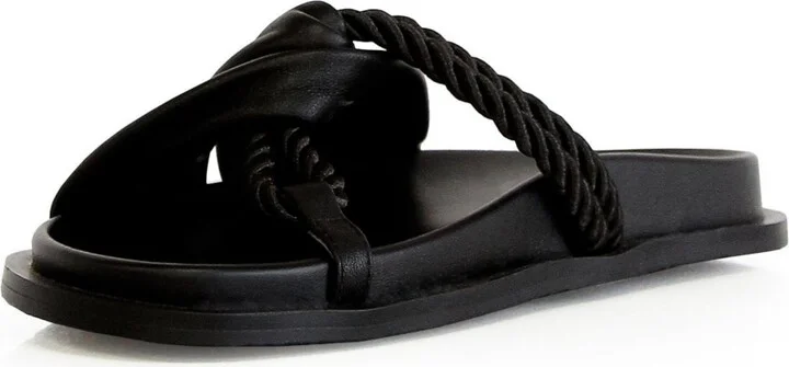 Belle & Bloom Whitehaven Slide