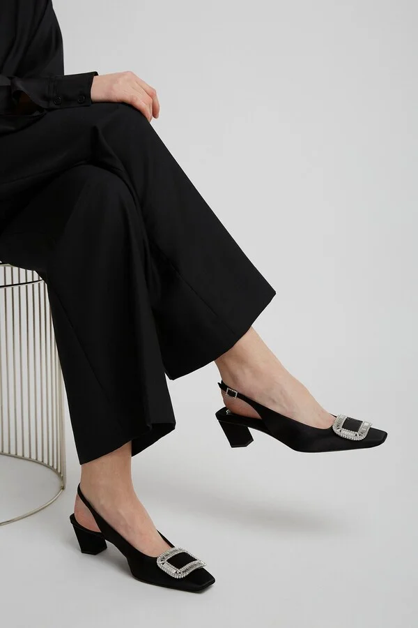 Belle Vivier pilgrim 45 black satin sling backs - Image 6