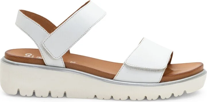 Bellvue II Strappy Sandal - Image 10