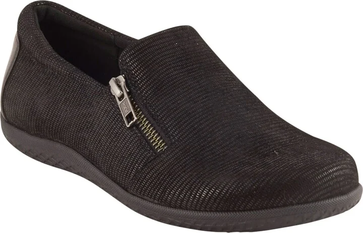 Bend Leather Flat