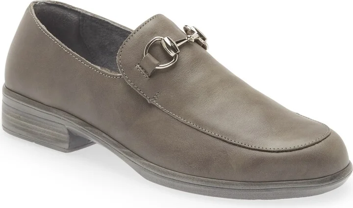 FOGGY GRAY LEATHER