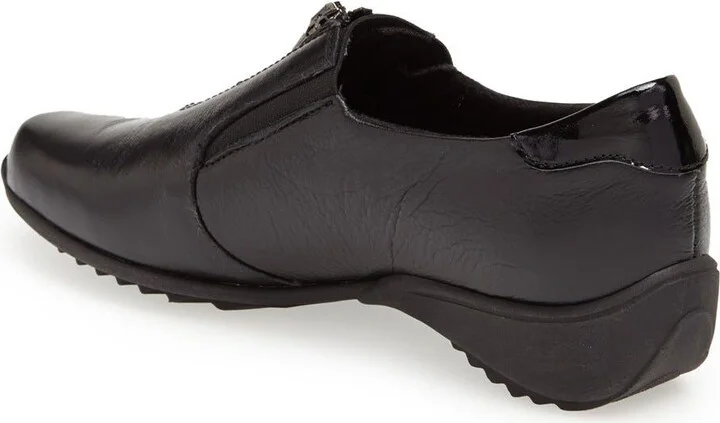Berkley Sneaker - Image 2