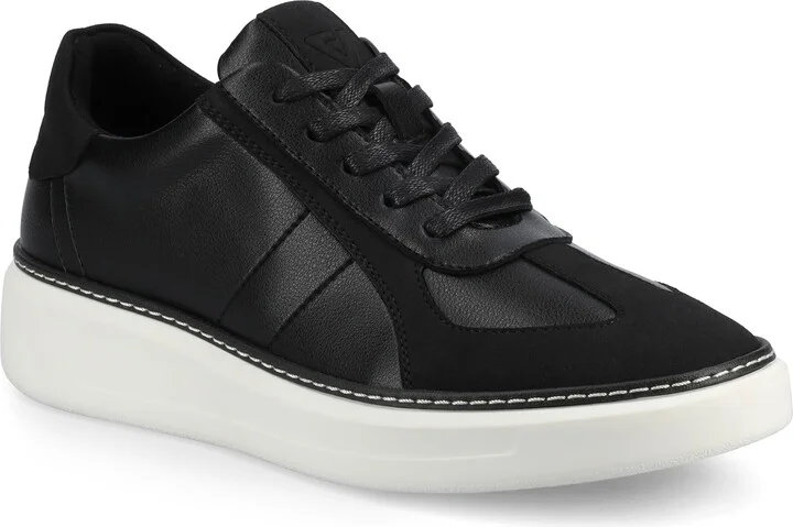 Berlin Low Top Sneaker