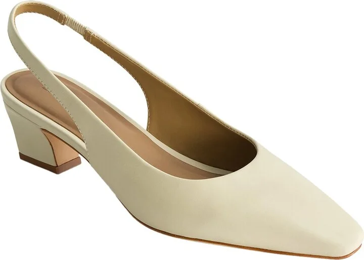 Bernardo Ariella Leather Pump