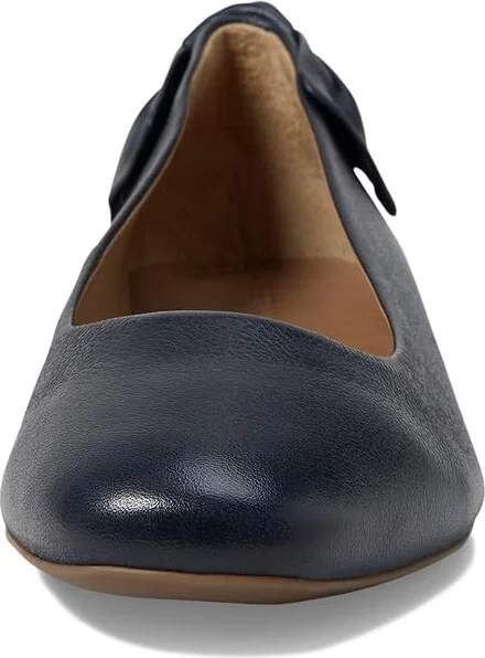 Bernardo Eloisa Women's Shoes Black : 11 M, Leather/Rubber - Image 10