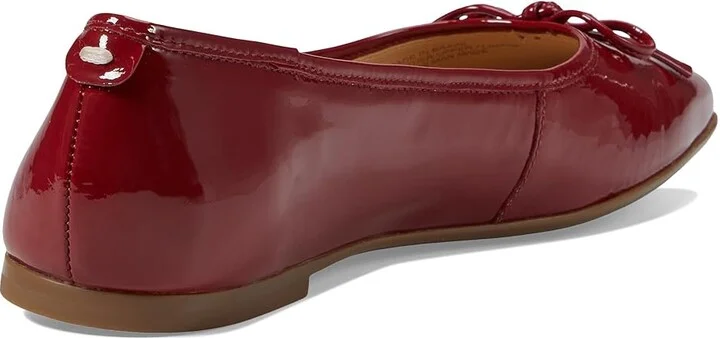Bernardo Gwynn Women's Flat Shoes Dark Red Soft Patent : 6.5 M, Leather - Image 4