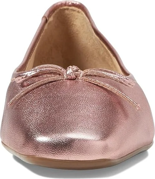 Bernardo Gwynn Women's Flat Shoes Light Pink : 6.5 M, Leather - Image 2