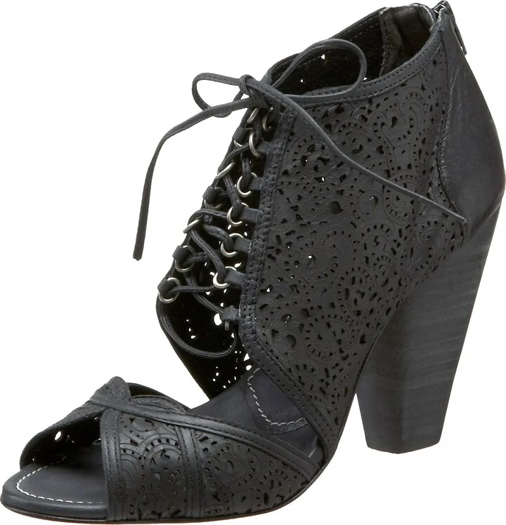 Bernardo Women's Farfalla Sandal
