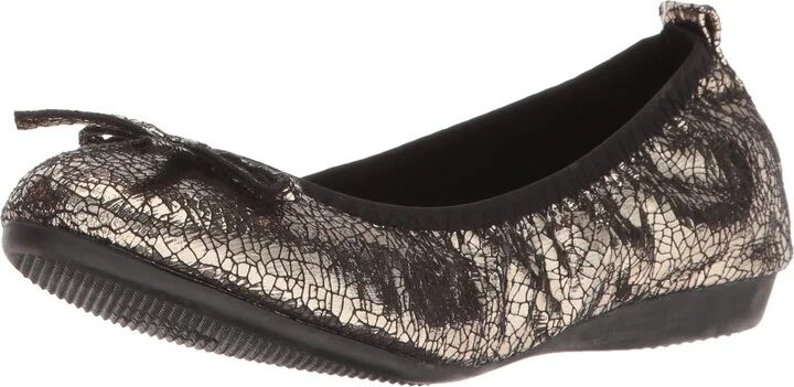 Bernie Mev Women's Curlies Bow Flat