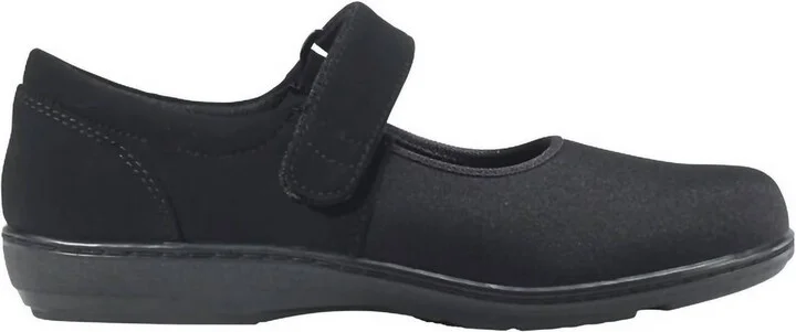 Berries Helen Mary Jane Shoes - Wide In Blackberry
